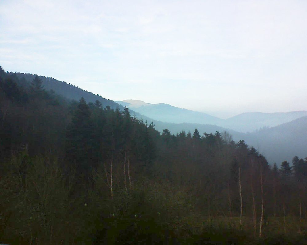 Le petit ballon vu depuis le Domaine Langmatt à Murbach le 29.12.2018 à 15:15 Le petit ballon (Alsace, Vosges) le 29.12.2018 à 15:15