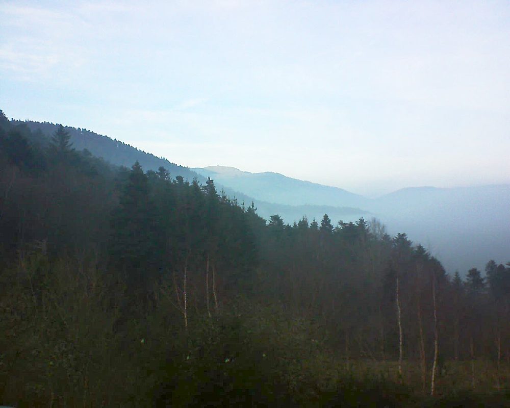 Le petit ballon vu depuis le Domaine Langmatt à Murbach le 29.12.2018 à 15:30 Le petit ballon (Alsace, Vosges) le 29.12.2018 à 15:30
