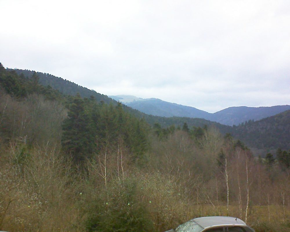 Le petit ballon vu depuis le Domaine Langmatt à Murbach le 30.12.2018 à 09:30 Le petit ballon (Alsace, Vosges) le 30.12.2018 à 09:30