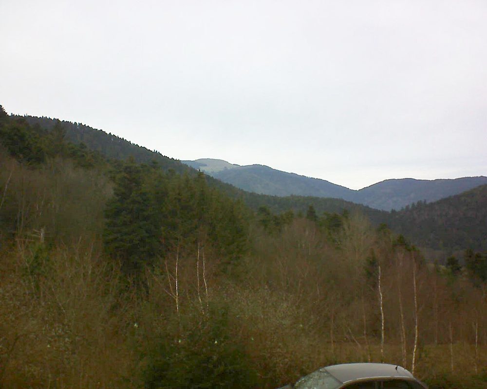 Le petit ballon vu depuis le Domaine Langmatt à Murbach le 30.12.2018 à 12:30 Le petit ballon (Alsace, Vosges) le 30.12.2018 à 12:30