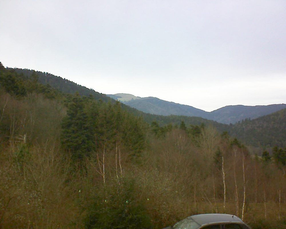 Le petit ballon vu depuis le Domaine Langmatt à Murbach le 30.12.2018 à 12:45 Le petit ballon (Alsace, Vosges) le 30.12.2018 à 12:45