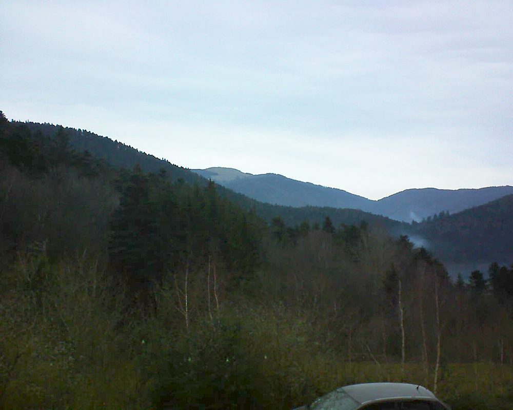 Le petit ballon vu depuis le Domaine Langmatt à Murbach le 30.12.2018 à 16:00 Le petit ballon (Alsace, Vosges) le 30.12.2018 à 16:00