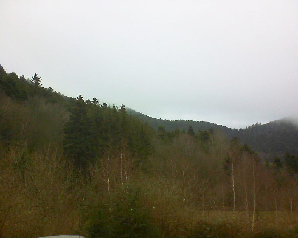 Le petit ballon vu depuis le Domaine Langmatt à Murbach le 31.12.2018 à 13:15 Le petit ballon (Alsace, Vosges) le 31.12.2018 à 13:15