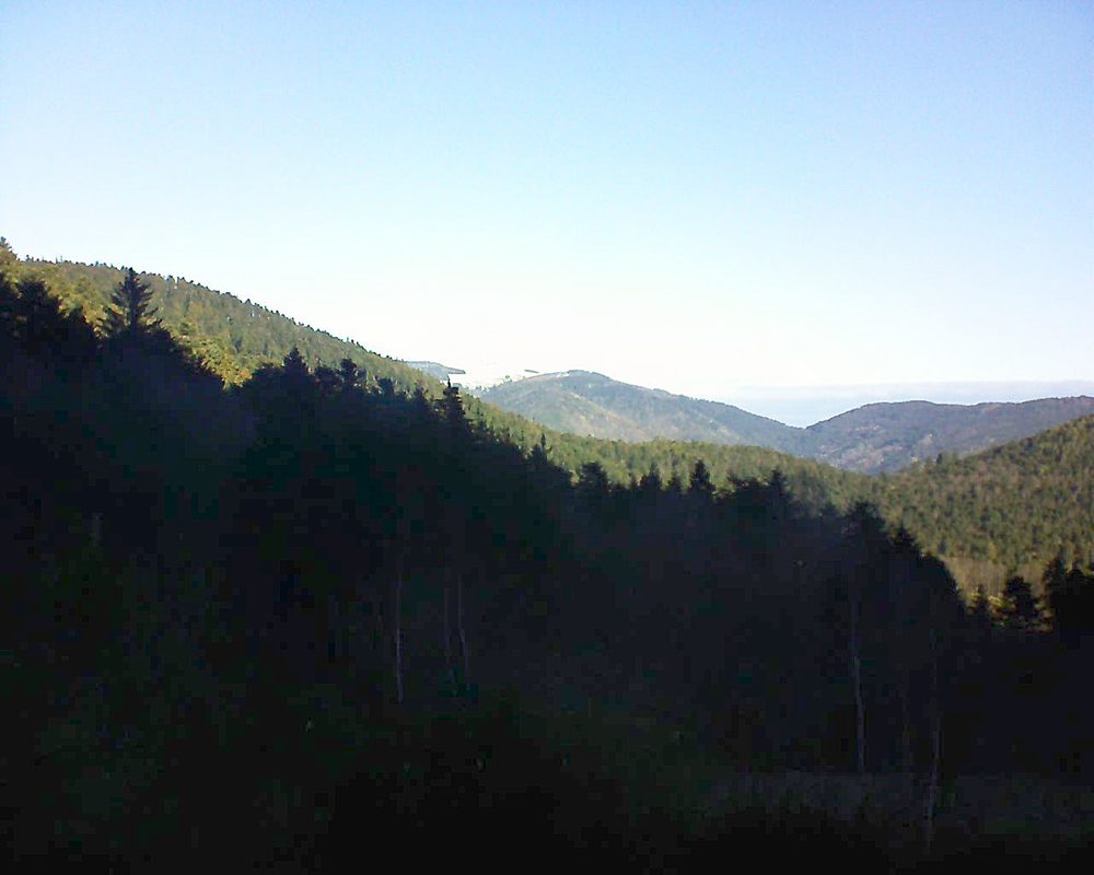 Le petit ballon vu depuis le Domaine Langmatt à Murbach le 03.01.2019 à 10:45 Le petit ballon (Alsace, Vosges) le 03.01.2019 à 10:45