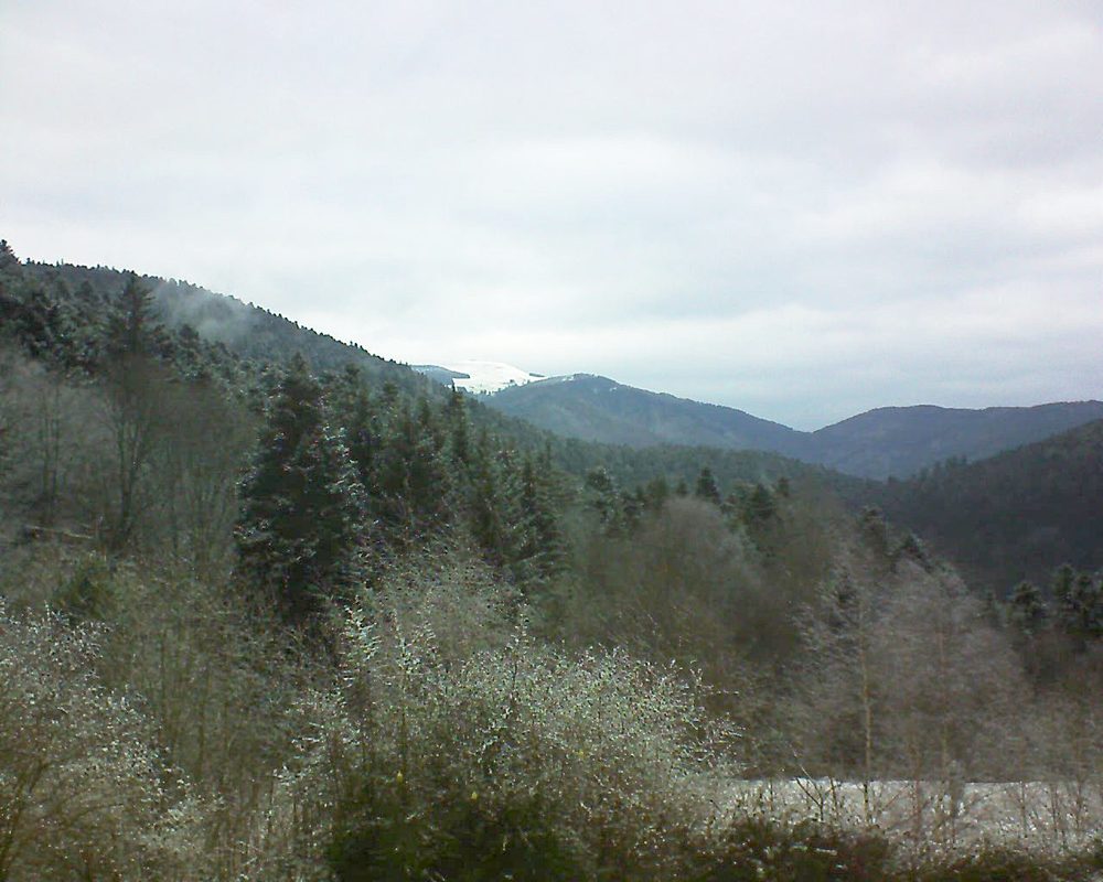 Le petit ballon vu depuis le Domaine Langmatt à Murbach le 07.01.2019 à 14:45 Le petit ballon (Alsace, Vosges) le 07.01.2019 à 14:45