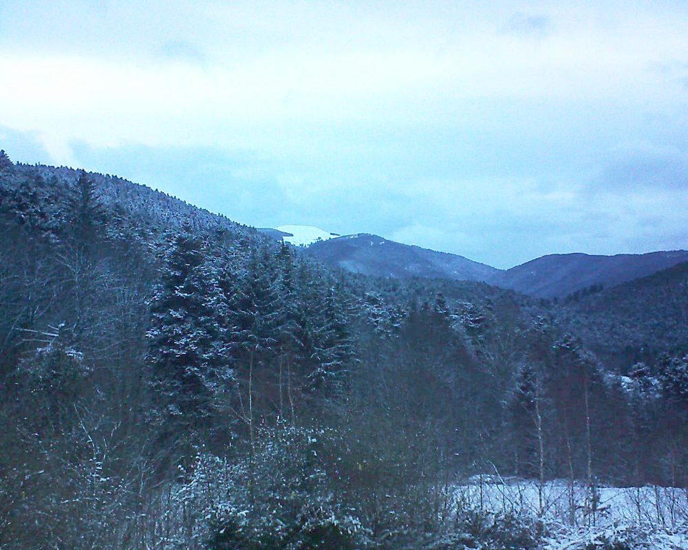 Le petit ballon vu depuis le Domaine Langmatt à Murbach le 09.01.2019 à 17:00 Le petit ballon (Alsace, Vosges) le 09.01.2019 à 17:00