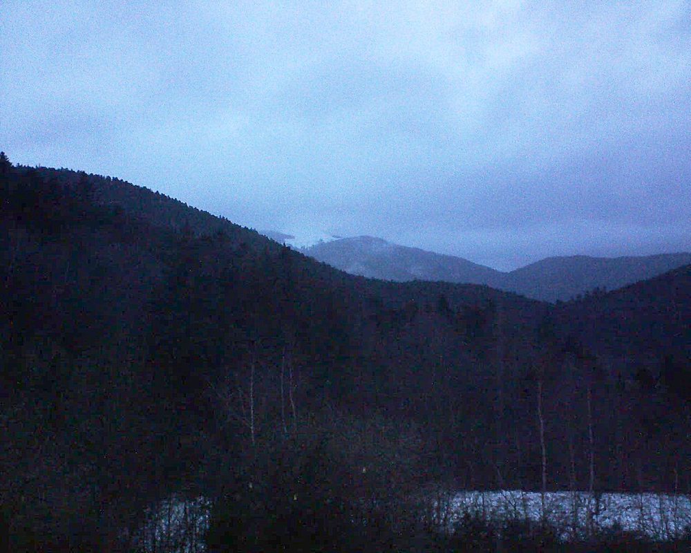 Le petit ballon vu depuis le Domaine Langmatt à Murbach le 13.01.2019 à 17:15 Le petit ballon (Alsace, Vosges) le 13.01.2019 à 17:15