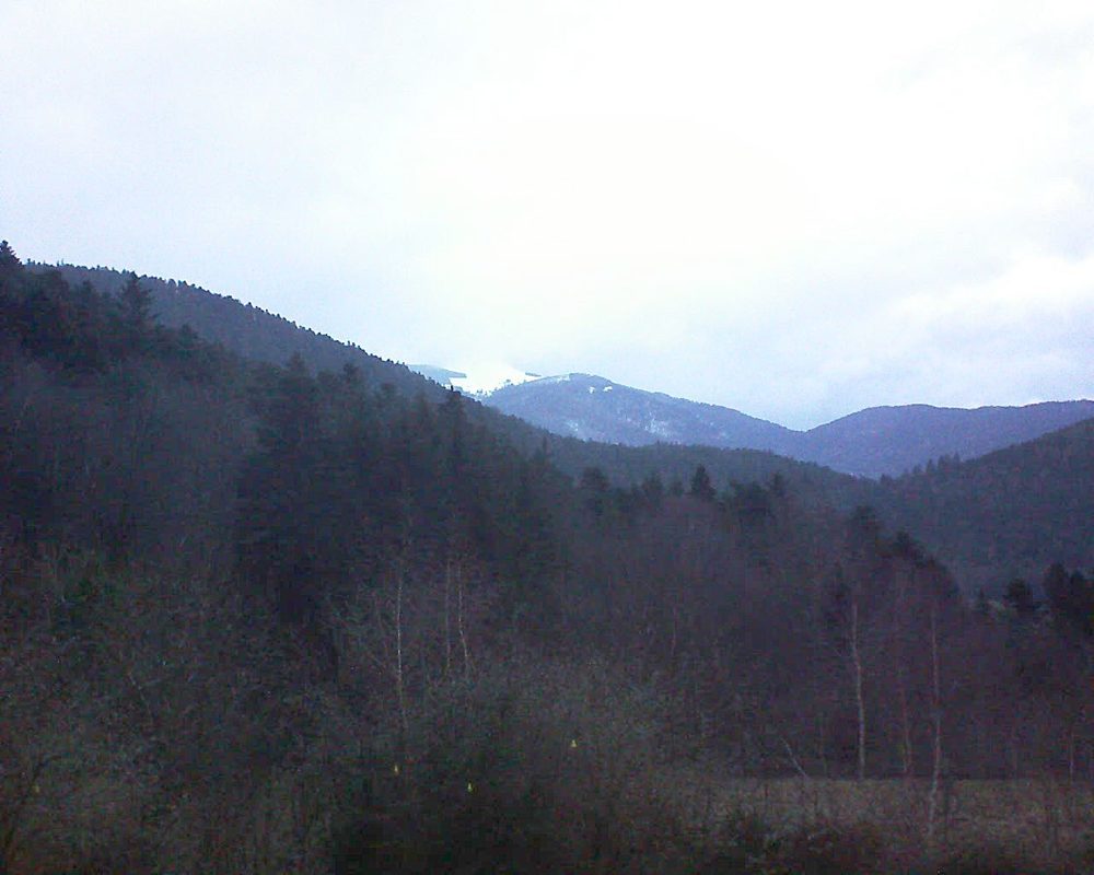 Le petit ballon vu depuis le Domaine Langmatt à Murbach le 14.01.2019 à 08:15 Le petit ballon (Alsace, Vosges) le 14.01.2019 à 08:15