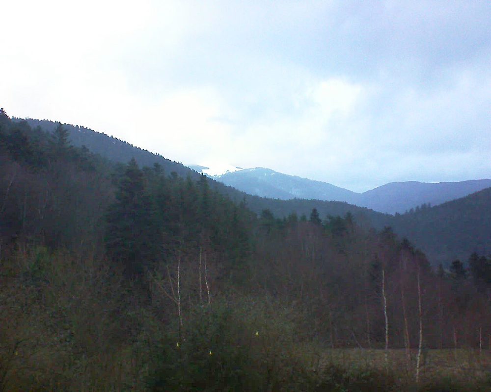 Le petit ballon vu depuis le Domaine Langmatt à Murbach le 14.01.2019 à 08:30 Le petit ballon (Alsace, Vosges) le 14.01.2019 à 08:30