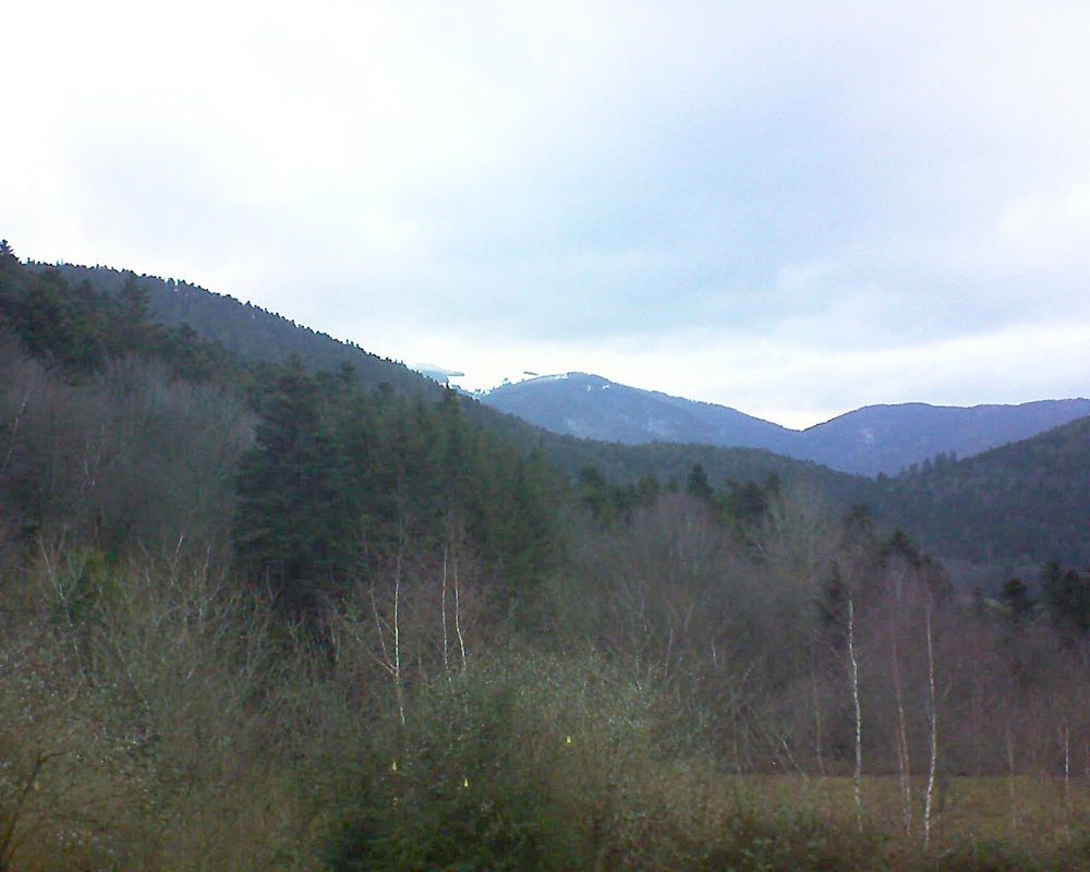 Le petit ballon vu depuis le Domaine Langmatt à Murbach le 14.01.2019 à 16:30 Le petit ballon (Alsace, Vosges) le 14.01.2019 à 16:30