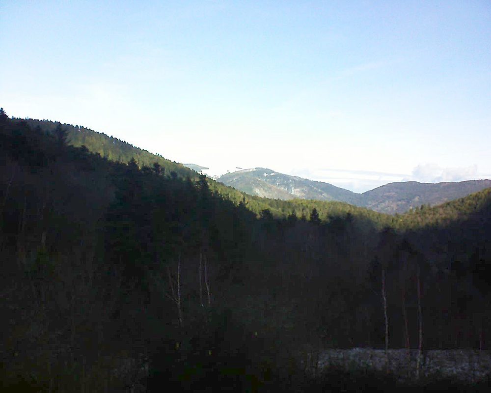 Le petit ballon vu depuis le Domaine Langmatt à Murbach le 15.01.2019 à 11:00 Le petit ballon (Alsace, Vosges) le 15.01.2019 à 11:00