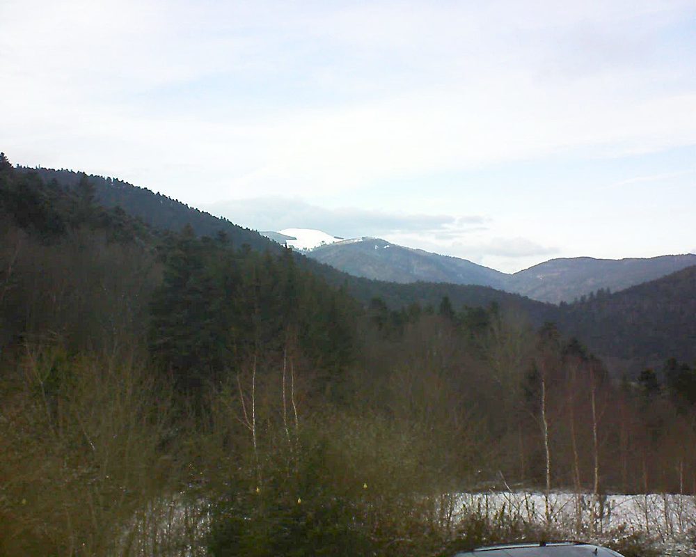 Le petit ballon vu depuis le Domaine Langmatt à Murbach le 18.01.2019 à 15:45 Le petit ballon (Alsace, Vosges) le 18.01.2019 à 15:45