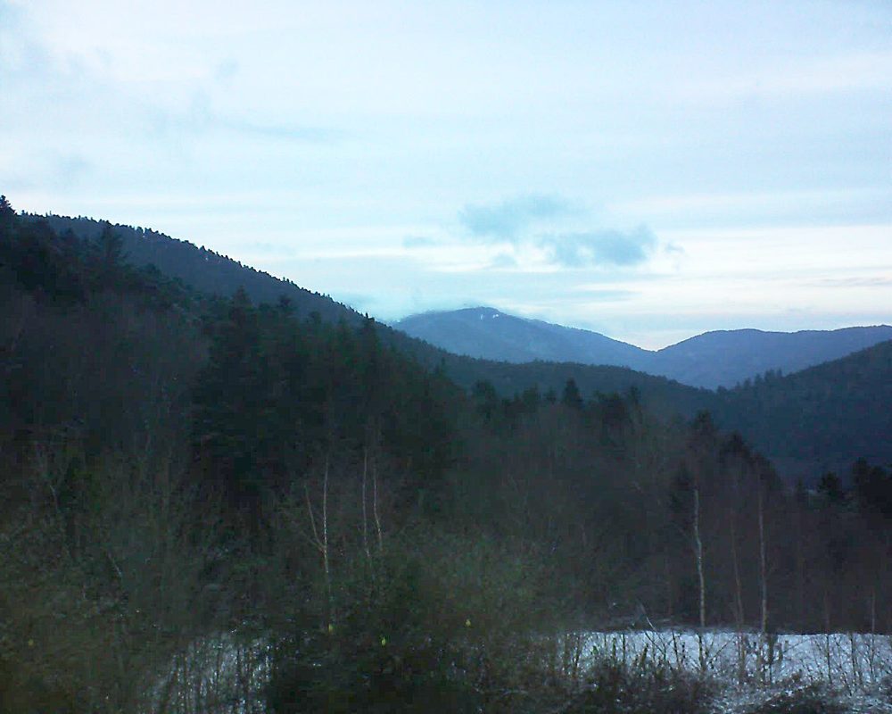 Le petit ballon vu depuis le Domaine Langmatt à Murbach le 18.01.2019 à 17:00 Le petit ballon (Alsace, Vosges) le 18.01.2019 à 17:00