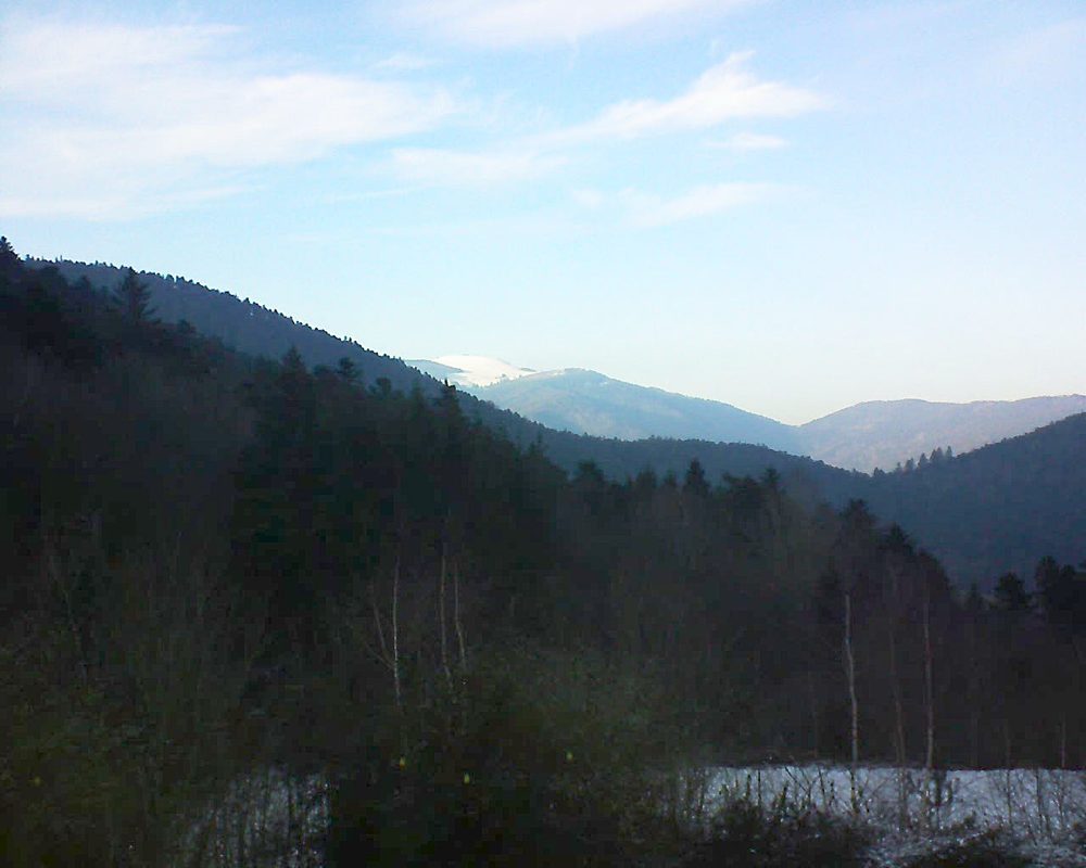 Le petit ballon vu depuis le Domaine Langmatt à Murbach le 19.01.2019 à 16:00 Le petit ballon (Alsace, Vosges) le 19.01.2019 à 16:00
