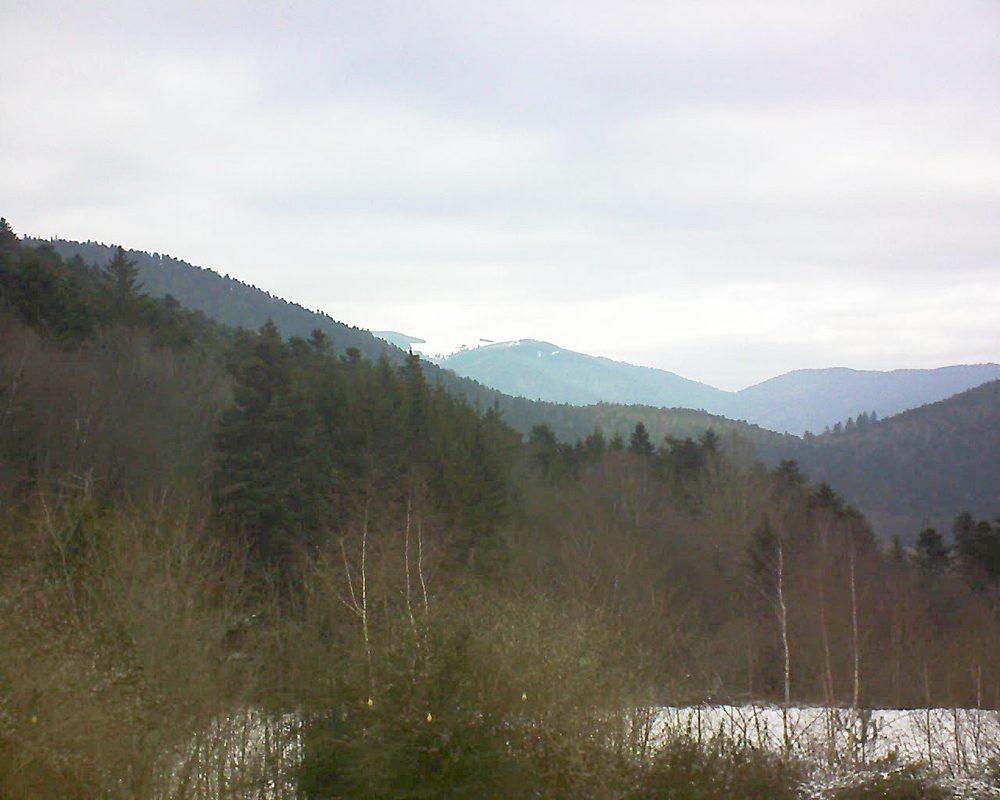Le petit ballon vu depuis le Domaine Langmatt à Murbach le 20.01.2019 à 11:30 Le petit ballon (Alsace, Vosges) le 20.01.2019 à 11:30