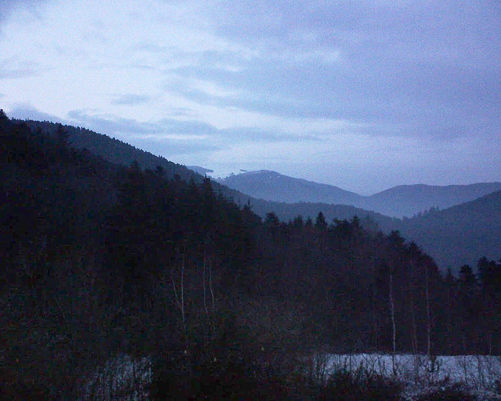 Le petit ballon vu depuis le Domaine Langmatt à Murbach le 20.01.2019 à 17:30 Le petit ballon (Alsace, Vosges) le 20.01.2019 à 17:30