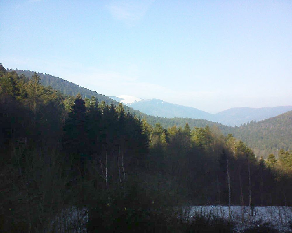 Le petit ballon vu depuis le Domaine Langmatt à Murbach le 22.01.2019 à 14:15 Le petit ballon (Alsace, Vosges) le 22.01.2019 à 14:15