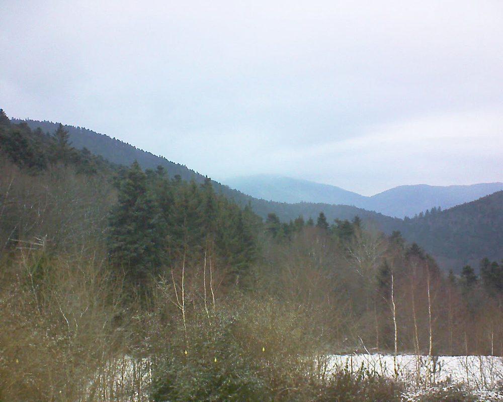 Le petit ballon vu depuis le Domaine Langmatt à Murbach le 23.01.2019 à 15:15 Le petit ballon (Alsace, Vosges) le 23.01.2019 à 15:15