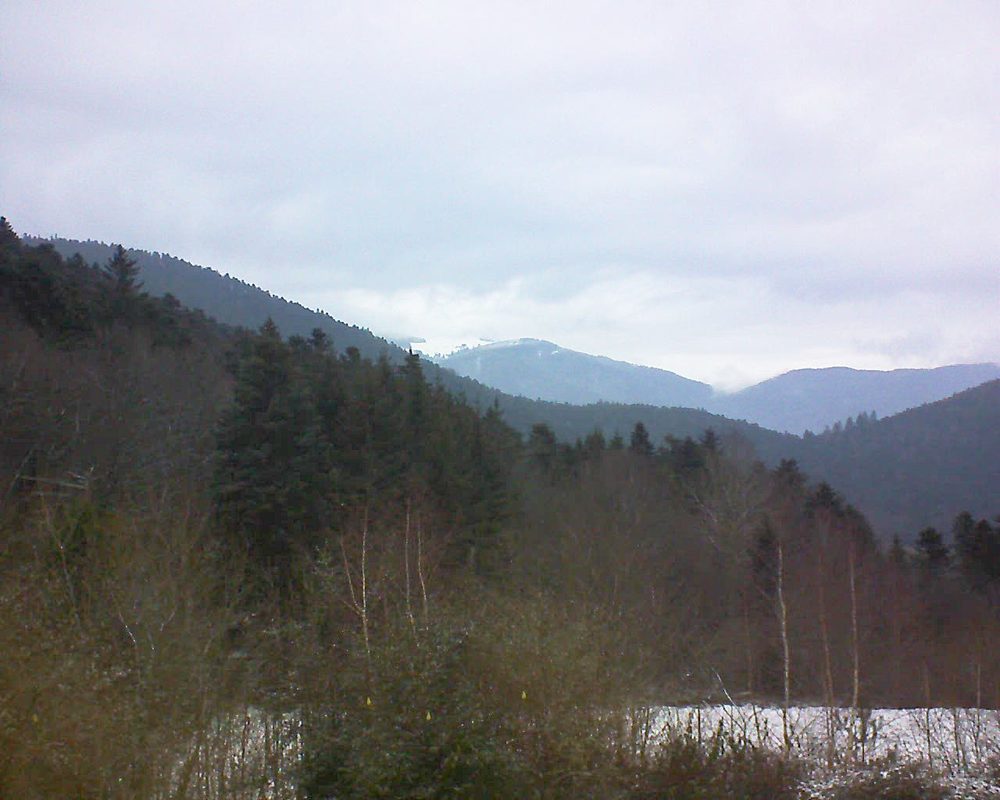 Le petit ballon vu depuis le Domaine Langmatt à Murbach le 23.01.2019 à 16:15 Le petit ballon (Alsace, Vosges) le 23.01.2019 à 16:15