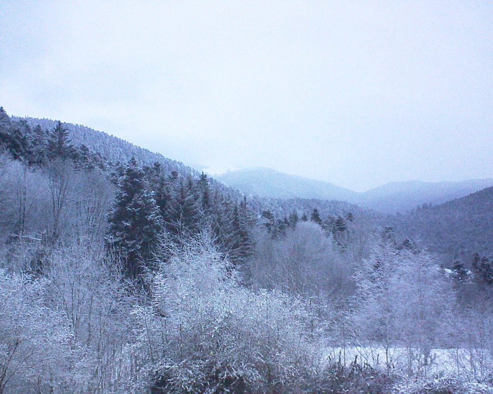 Le petit ballon vu depuis le Domaine Langmatt à Murbach le 25.01.2019 à 08:00 Le petit ballon (Alsace, Vosges) le 25.01.2019 à 08:00