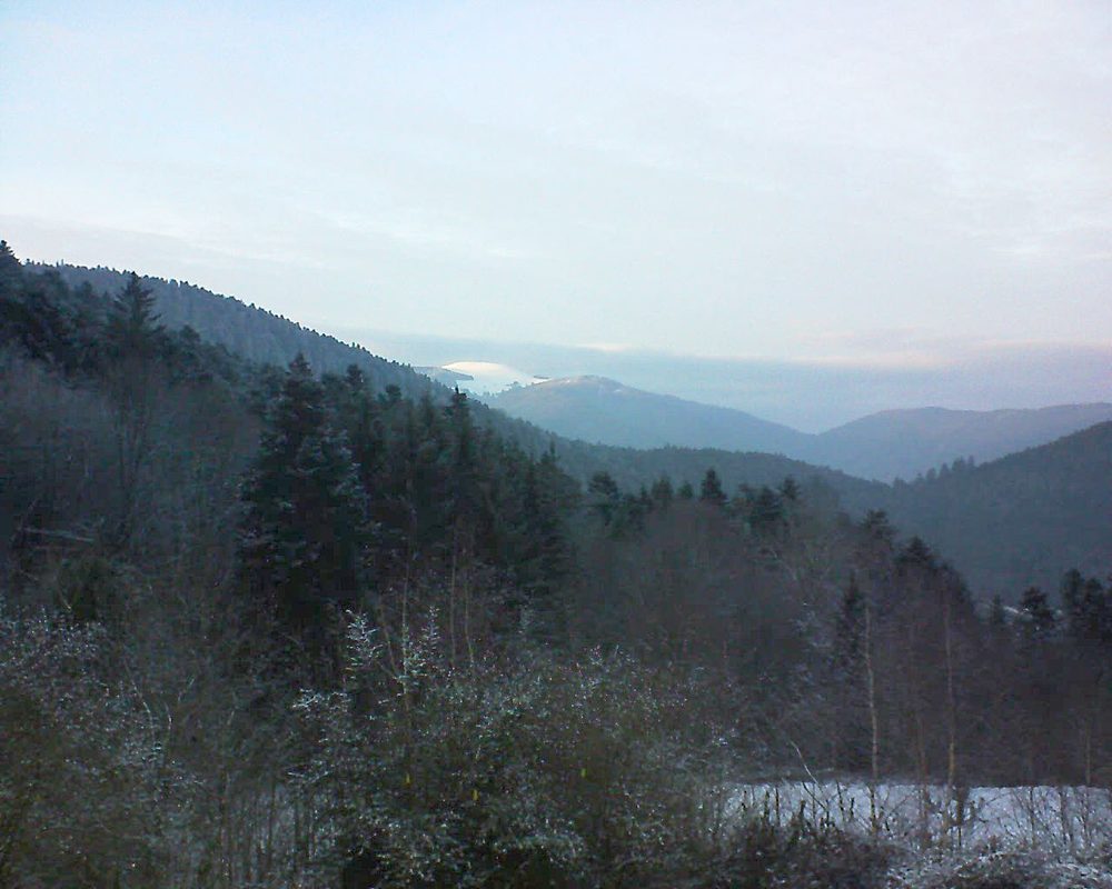 Le petit ballon vu depuis le Domaine Langmatt à Murbach le 25.01.2019 à 17:00 Le petit ballon (Alsace, Vosges) le 25.01.2019 à 17:00