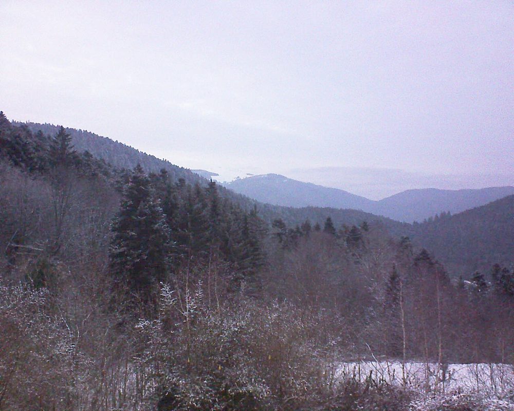 Le petit ballon vu depuis le Domaine Langmatt à Murbach le 25.01.2019 à 17:30 Le petit ballon (Alsace, Vosges) le 25.01.2019 à 17:30