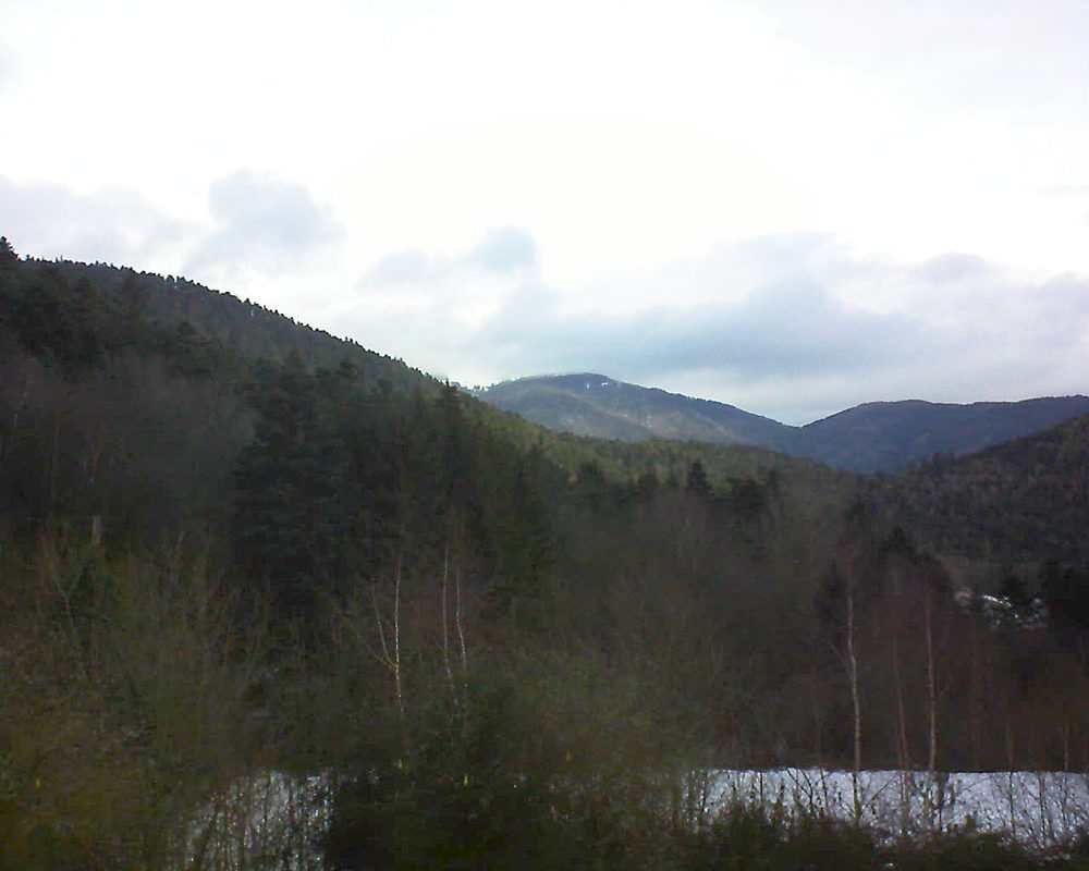 Le petit ballon vu depuis le Domaine Langmatt à Murbach le 26.01.2019 à 09:30 Le petit ballon (Alsace, Vosges) le 26.01.2019 à 09:30