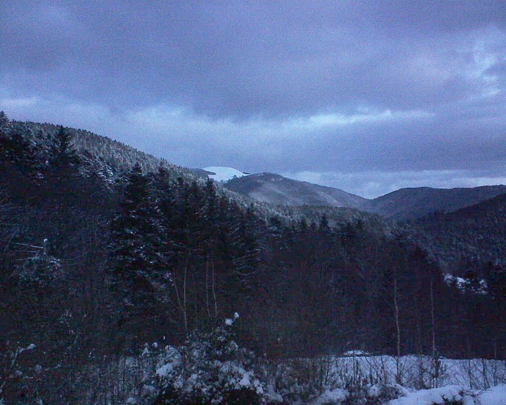 Le petit ballon vu depuis le Domaine Langmatt à Murbach le 29.01.2019 à 07:45 Le petit ballon (Alsace, Vosges) le 29.01.2019 à 07:45