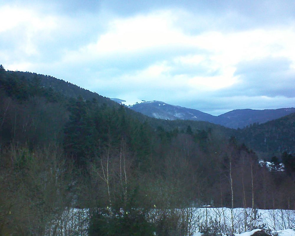 Le petit ballon vu depuis le Domaine Langmatt à Murbach le 02.02.2019 à 08:15 Le petit ballon (Alsace, Vosges) le 02.02.2019 à 08:15