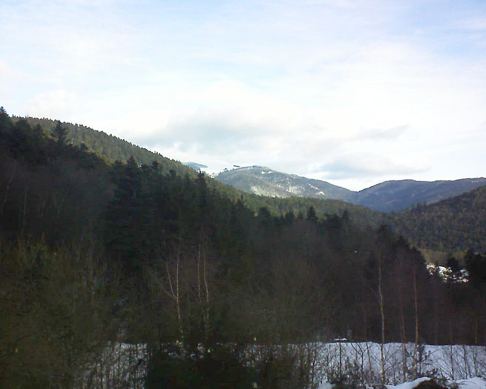 Le petit ballon vu depuis le Domaine Langmatt à Murbach le 02.02.2019 à 09:30 Le petit ballon (Alsace, Vosges) le 02.02.2019 à 09:30