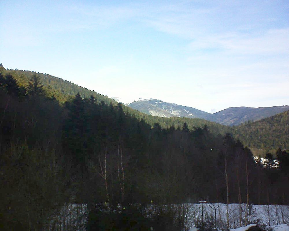 Le petit ballon vu depuis le Domaine Langmatt à Murbach le 02.02.2019 à 10:15 Le petit ballon (Alsace, Vosges) le 02.02.2019 à 10:15