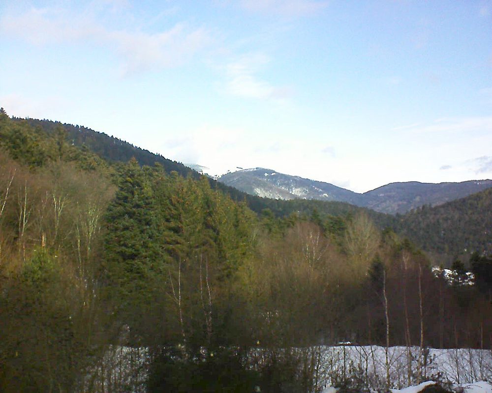 Le petit ballon vu depuis le Domaine Langmatt à Murbach le 02.02.2019 à 11:00 Le petit ballon (Alsace, Vosges) le 02.02.2019 à 11:00