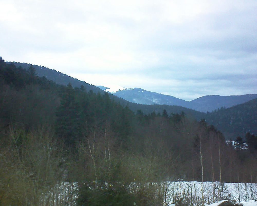 Le petit ballon vu depuis le Domaine Langmatt à Murbach le 02.02.2019 à 17:00 Le petit ballon (Alsace, Vosges) le 02.02.2019 à 17:00