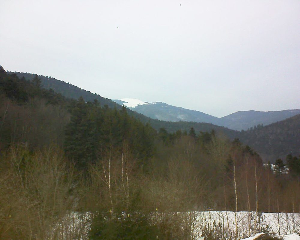 Le petit ballon vu depuis le Domaine Langmatt à Murbach le 04.02.2019 à 16:15 Le petit ballon (Alsace, Vosges) le 04.02.2019 à 16:15