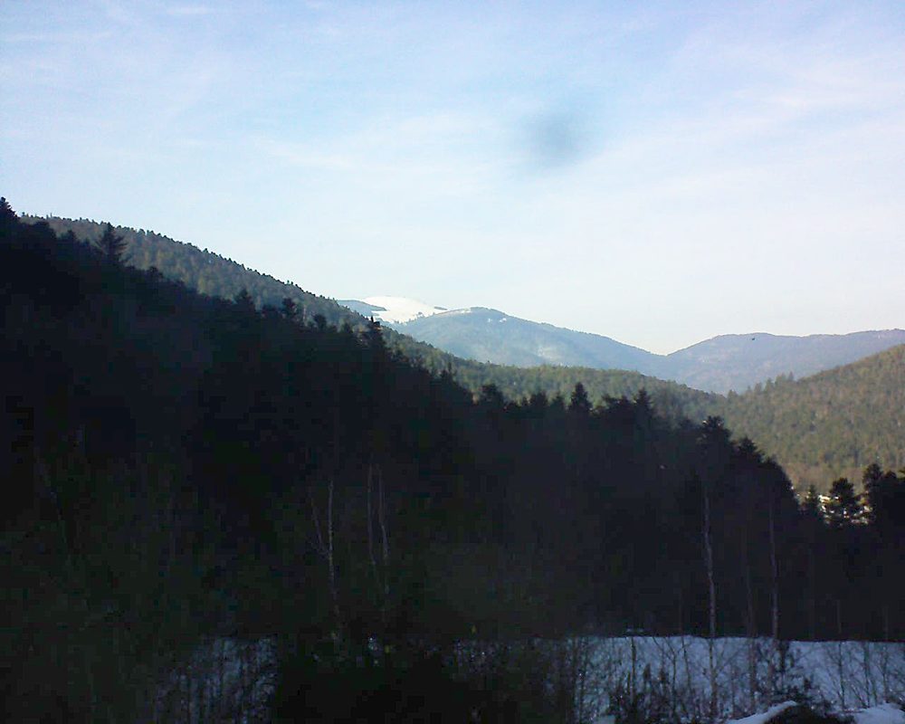 Le petit ballon vu depuis le Domaine Langmatt à Murbach le 05.02.2019 à 15:30 Le petit ballon (Alsace, Vosges) le 05.02.2019 à 15:30