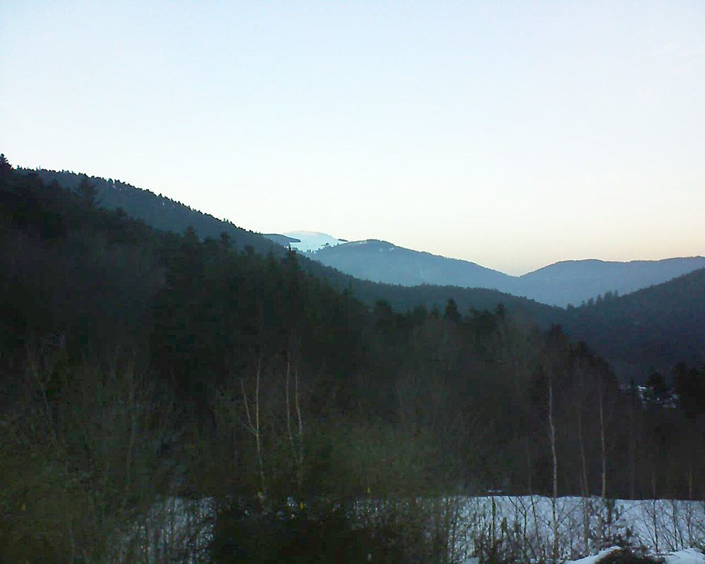 Le petit ballon vu depuis le Domaine Langmatt à Murbach le 05.02.2019 à 17:30 Le petit ballon (Alsace, Vosges) le 05.02.2019 à 17:30