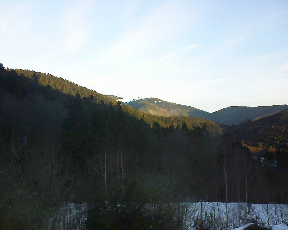 Le petit ballon vu depuis le Domaine Langmatt à Murbach le 06.02.2019 à 08:15 Le petit ballon (Alsace, Vosges) le 06.02.2019 à 08:15