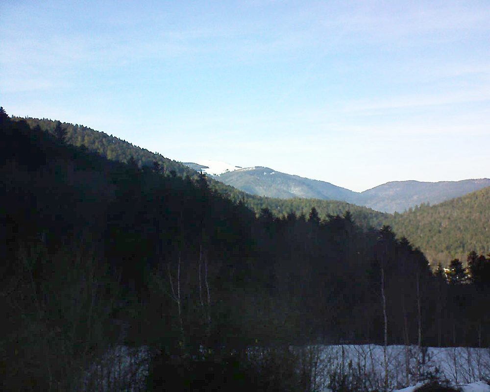 Le petit ballon vu depuis le Domaine Langmatt à Murbach le 06.02.2019 à 15:30 Le petit ballon (Alsace, Vosges) le 06.02.2019 à 15:30