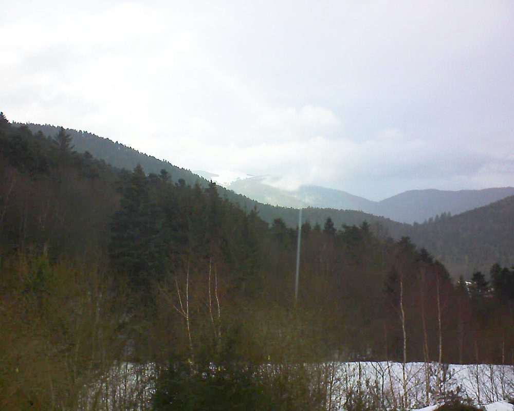 Le petit ballon vu depuis le Domaine Langmatt à Murbach le 07.02.2019 à 10:45 Le petit ballon (Alsace, Vosges) le 07.02.2019 à 10:45