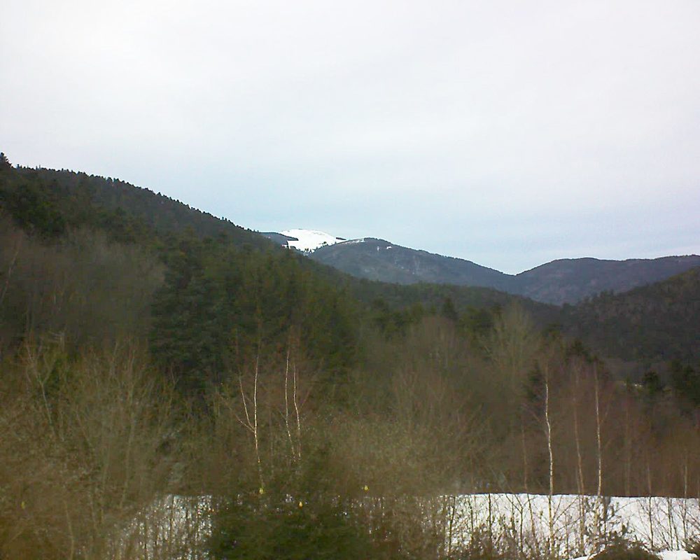 Le petit ballon vu depuis le Domaine Langmatt à Murbach le 08.02.2019 à 16:15 Le petit ballon (Alsace, Vosges) le 08.02.2019 à 16:15