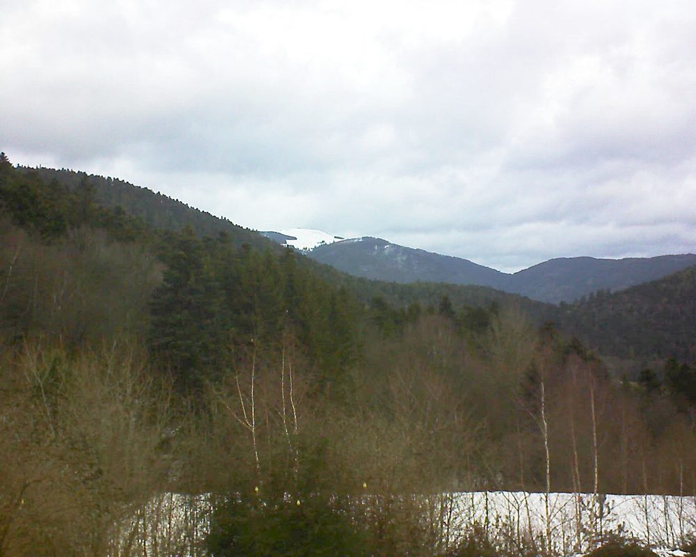 Le petit ballon vu depuis le Domaine Langmatt à Murbach le 09.02.2019 à 09:15 Le petit ballon (Alsace, Vosges) le 09.02.2019 à 09:15