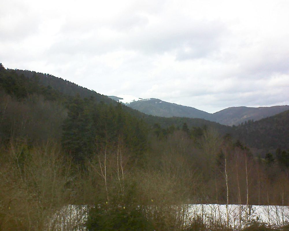 Le petit ballon vu depuis le Domaine Langmatt à Murbach le 09.02.2019 à 16:00 Le petit ballon (Alsace, Vosges) le 09.02.2019 à 16:00