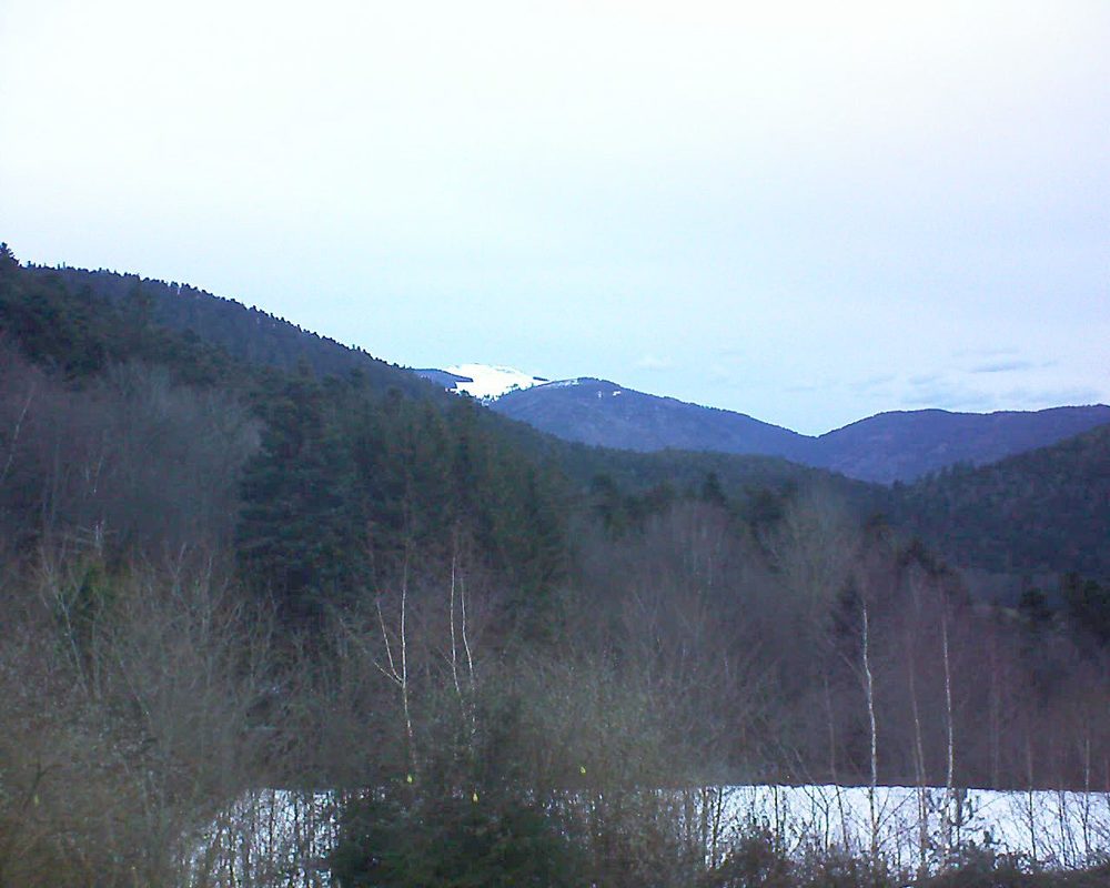 Le petit ballon vu depuis le Domaine Langmatt à Murbach le 10.02.2019 à 08:00 Le petit ballon (Alsace, Vosges) le 10.02.2019 à 08:00