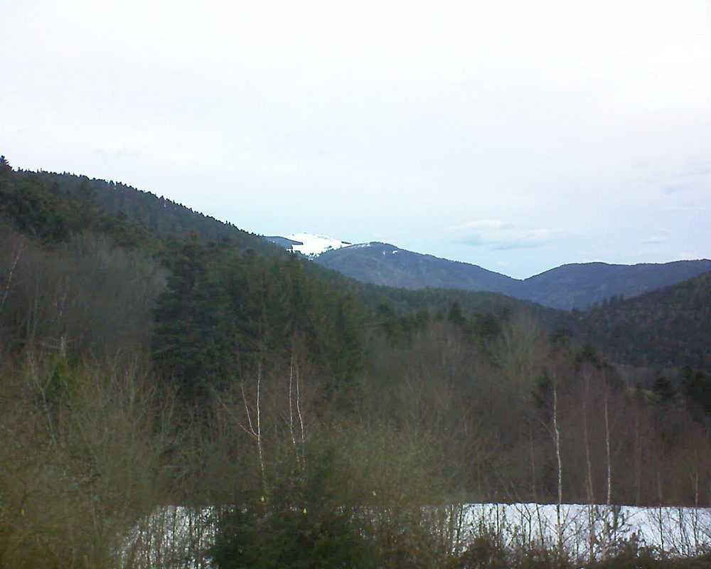 Le petit ballon vu depuis le Domaine Langmatt à Murbach le 10.02.2019 à 08:30 Le petit ballon (Alsace, Vosges) le 10.02.2019 à 08:30