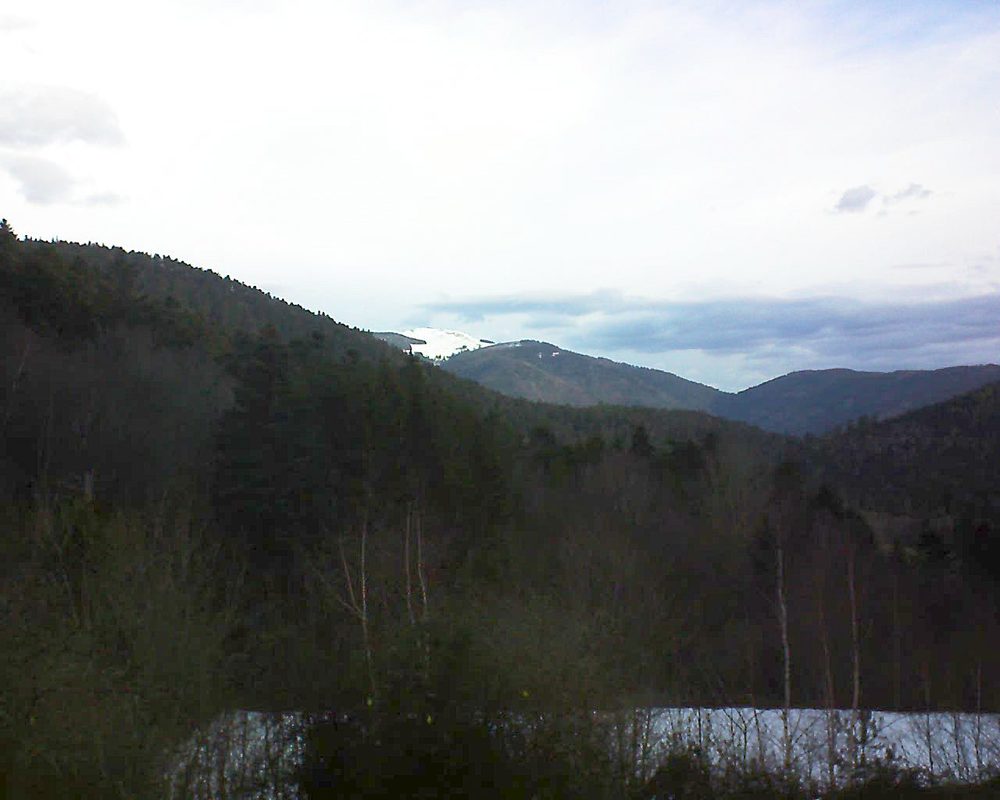 Le petit ballon vu depuis le Domaine Langmatt à Murbach le 10.02.2019 à 09:00 Le petit ballon (Alsace, Vosges) le 10.02.2019 à 09:00