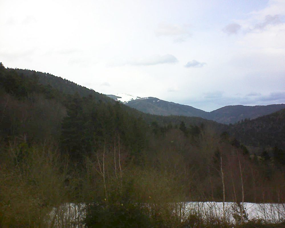 Le petit ballon vu depuis le Domaine Langmatt à Murbach le 10.02.2019 à 10:15 Le petit ballon (Alsace, Vosges) le 10.02.2019 à 10:15
