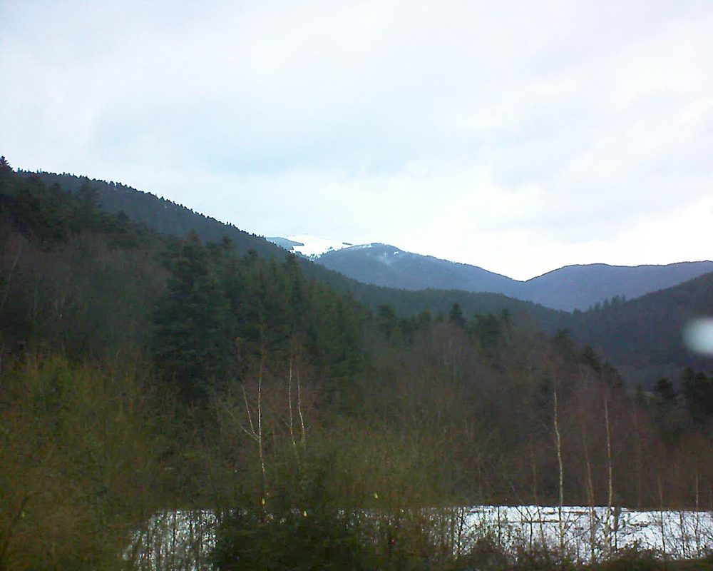 Le petit ballon vu depuis le Domaine Langmatt à Murbach le 10.02.2019 à 16:30 Le petit ballon (Alsace, Vosges) le 10.02.2019 à 16:30