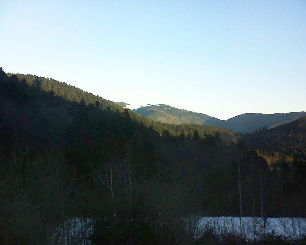 Le petit ballon vu depuis le Domaine Langmatt à Murbach le 13.02.2019 à 08:15 Le petit ballon (Alsace, Vosges) le 13.02.2019 à 08:15