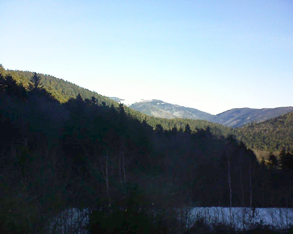 Le petit ballon vu depuis le Domaine Langmatt à Murbach le 13.02.2019 à 09:45 Le petit ballon (Alsace, Vosges) le 13.02.2019 à 09:45