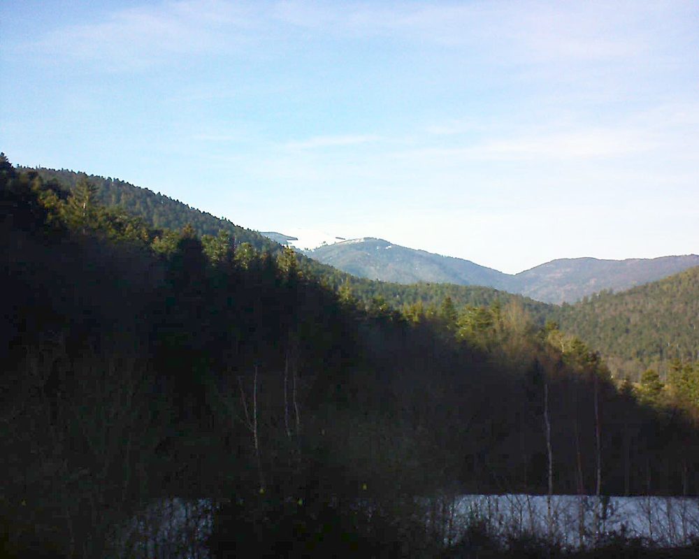 Le petit ballon vu depuis le Domaine Langmatt à Murbach le 13.02.2019 à 15:30 Le petit ballon (Alsace, Vosges) le 13.02.2019 à 15:30